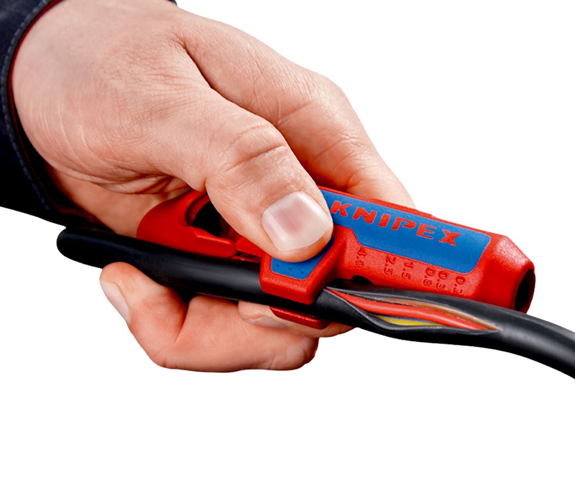 Cable stripping tool